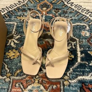 Nude heel Fancy by Charles David